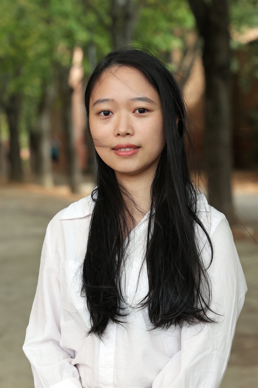 Portrait of Yihu Hou